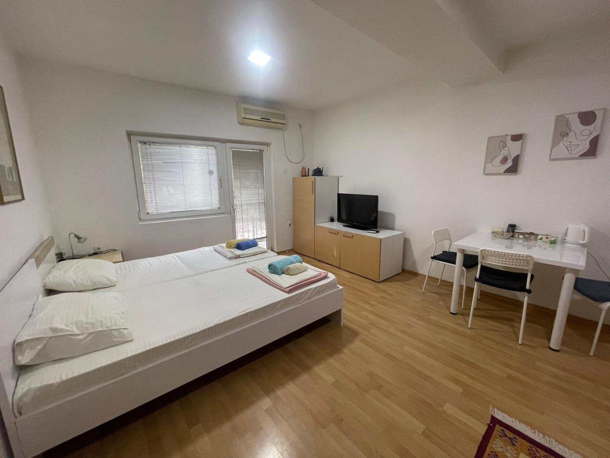 Skopje&Friends Central App ภายนอก รูปภาพ